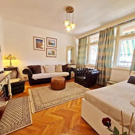 Apartment Star *